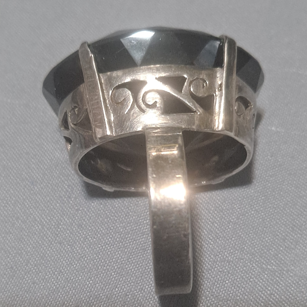 Vintage 925 Sterling Silver Ring With Smoky Topaz Cocktail. Size 7.75. 21 Gr.